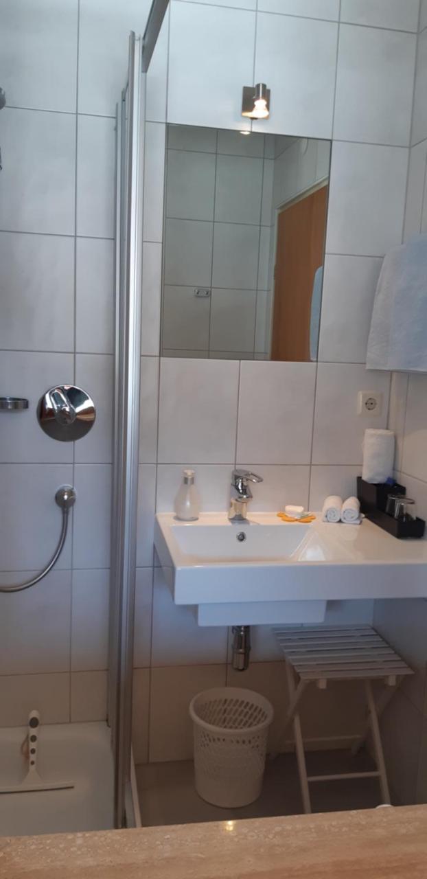 Haus Angelika - Bed & Breakfast - Innsbruck/Igls Экстерьер фото